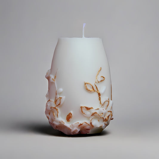 Velvet Gardenia Candle: A Sanctuary of Serenity and Renewal