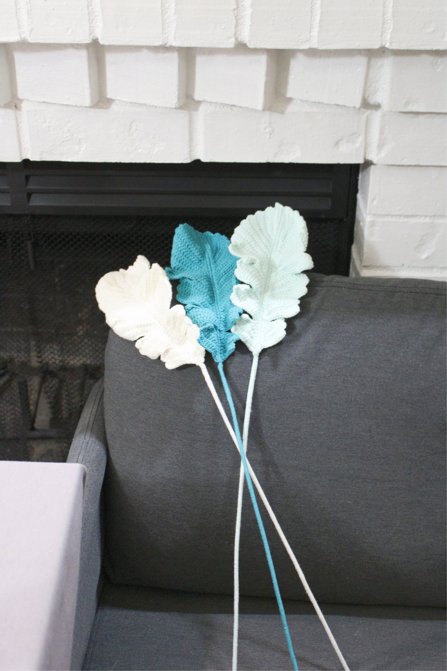 Pinnate Leaf | Unique Blue Leaf