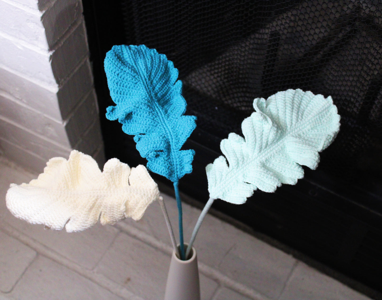 Pinnate Leaf | Unique Blue Leaf