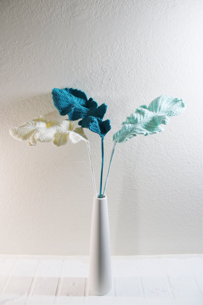 Pinnate Leaf | Unique Blue Leaf