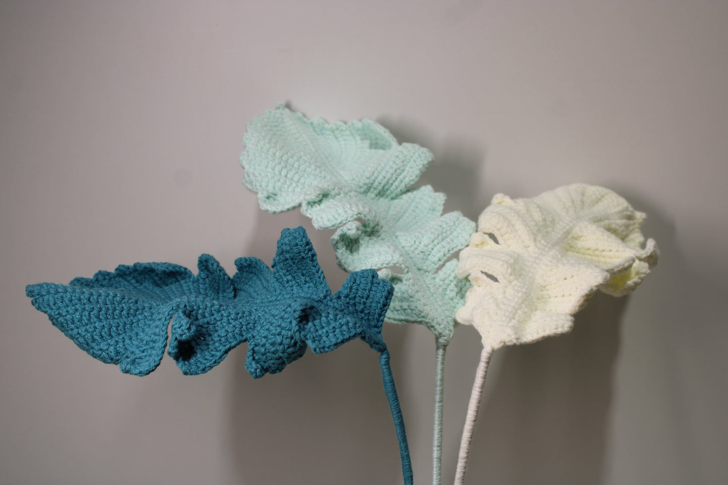 Pinnate Leaf | Unique Blue Leaf